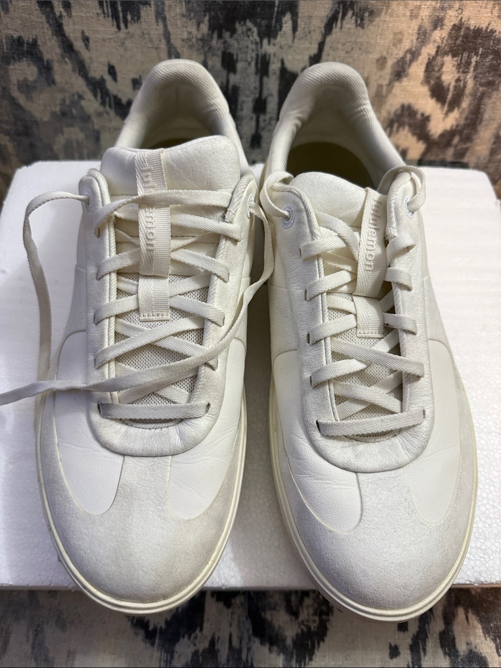 lululemon athletica Men’s Off-White Low-Top Sneakers